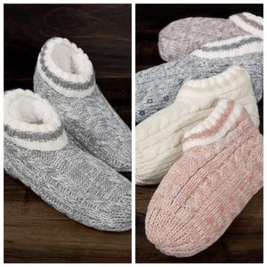 Grey faux Sherpa fur lined slipper socks